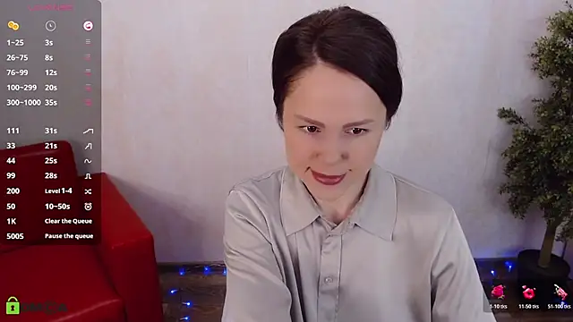 VickyGolden online show from February 9, 2026, 5:33 am