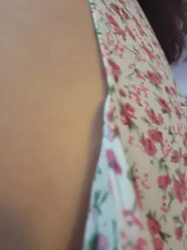 VickyHoult online show from April 2, 2026, 9:23 pm