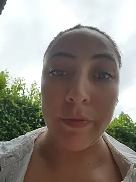 Snapshot of VickyHoult chatting on July 11, 2026, 10:55 pm VickyHoult online show from July 11, 2026, 10:55 pm