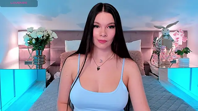 MiaMuse online show from April 17, 2026, 7:06 pm