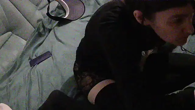 BarbierQueen online show from December 5, 2025, 9:29 am