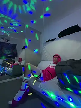 CD Sub2021 online show from March 9, 2026, 11:53 pm