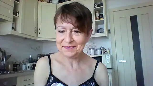 Snapshot of SwettyViktory chatting on March 8, 2025, 12:09 pm SwettyViktory online show from March 8, 2025, 12:09 pm