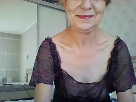 Snapshot of SwettyViktory chatting on October 21, 2025, 8:15 am SwettyViktory online show from October 21, 2025, 8:15 am