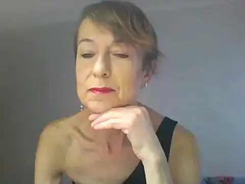 Snapshot of SwettyViktory chatting on January 8, 2026, 7:43 am SwettyViktory online show from January 8, 2026, 7:43 am