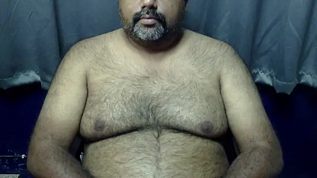 hairysubcub 70 online show from April 10, 2026, 7:13 am