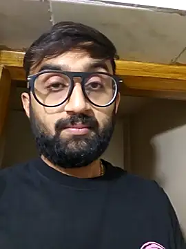 love4shownude online show from December 7, 2024, 4:25 pm