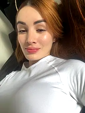 SofiaCarter online show from December 2, 2025, 6:03 pm