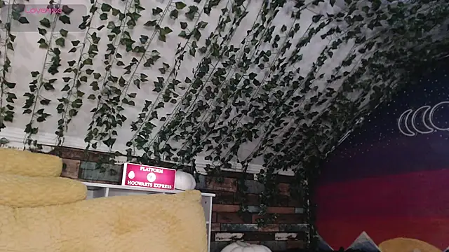 -khayaparker online show from January 19, 2025, 7:15 pm