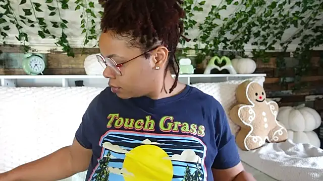 -khayaparker online show from March 10, 2025, 12:26 pm