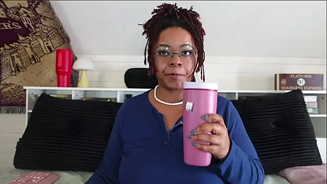 -khayaparker online show from February 28, 2026, 5:03 pm