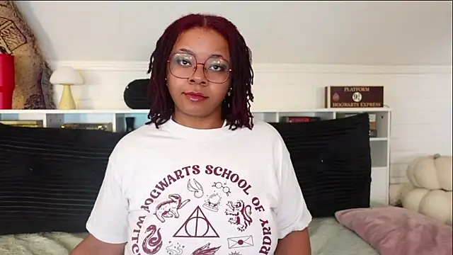 -khayaparker online show from March 3, 2026, 5:52 pm