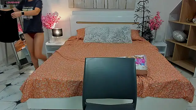 Snapshot of CharmedDoll chatting on September 25, 2025, 6:17 am CharmedDoll online show from September 25, 2025, 6:17 am