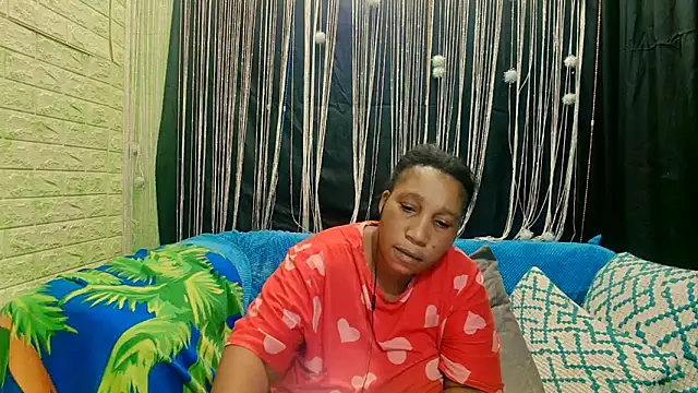 Snapshot of mysticeboney chatting on November 23, 2025, 4:51 pm mysticeboney online show from November 23, 2025, 4:51 pm