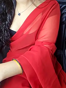 Snapshot of aliyaah_singh chatting on October 7, 2025, 5:32 pm aliyaah singh online show from October 7, 2025, 5:32 pm