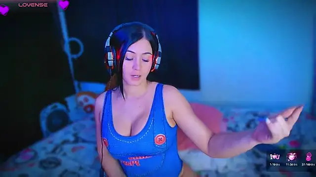 Mishukitty online show from October 9, 2025, 2:59 pm