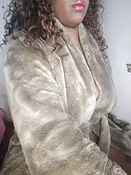 sharom smith1 online show from September 18, 2025, 8:27 am