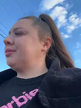 Sara Slow online show from February 19, 2025, 1:39 pm