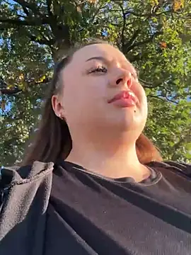 Sara Slow online show from September 27, 2025, 2:22 pm