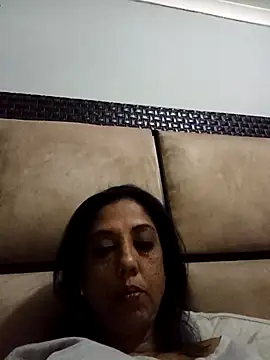 Mahi4luv online show from November 2, 2025, 10:56 pm