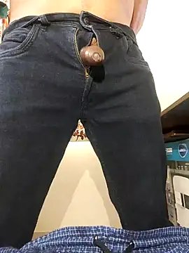 captain juicyprecum online show from December 4, 2024, 4:43 am