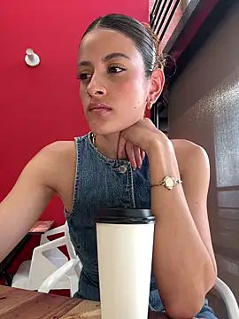 alana15 online show from March 7, 2026, 9:12 pm