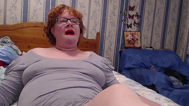 Snapshot of AMARILLIS chatting on October 27, 2025, 7:40 pm AMARILLIS online show from October 27, 2025, 7:40 pm