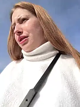 AlisaWhite online show from December 18, 2024, 11:24 am