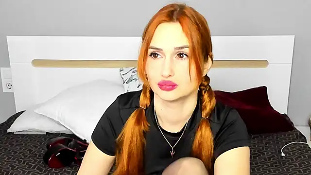 Snapshot of Red_Fairy_ chatting on January 27, 2025, 7:14 am Red Fairy online show from January 27, 2025, 7:14 am