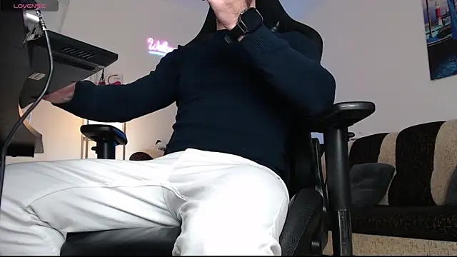 Snapshot of marioslim chatting on March 8, 2026, 8:07 am marioslim online show from March 8, 2026, 8:07 am