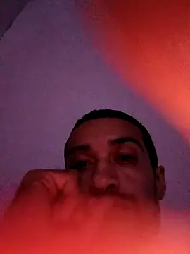 Snapshot of websterribeiro chatting on April 4, 2026, 3:16 am websterribeiro online show from April 4, 2026, 3:16 am