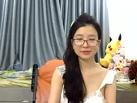 Snapshot of Cute_Ruby01 chatting on February 6, 2025, 12:37 pm Cute Ruby01 online show from February 6, 2025, 12:37 pm