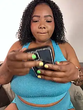Snapshot of angelGgold chatting on June 30, 2026, 12:39 pm angelGgold online show from June 30, 2026, 12:39 pm
