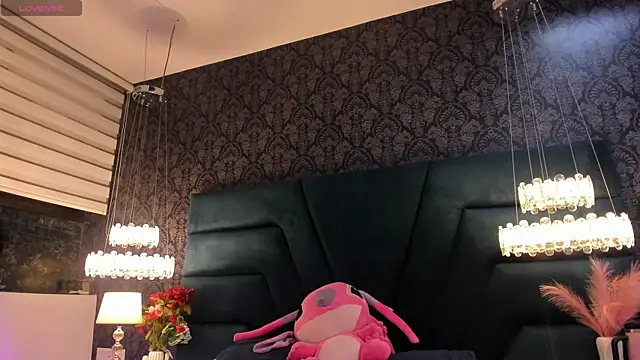 Vivi prinncess online show from May 12, 2026, 10:51 pm