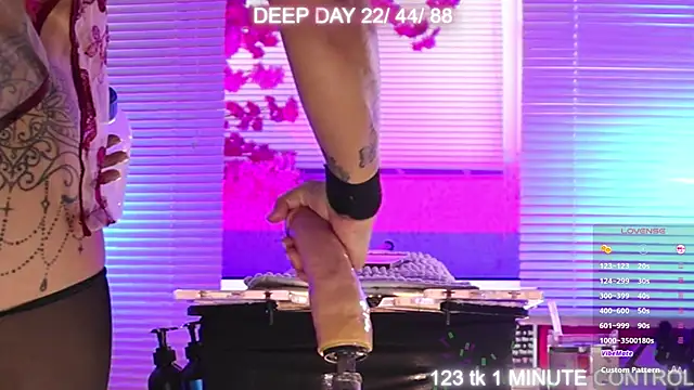 Snapshot of alise_MULTIVIEW_parker chatting on May 13, 2026, 9:55 pm alise MULTIVIEW parker online show from May 13, 2026, 9:55 pm