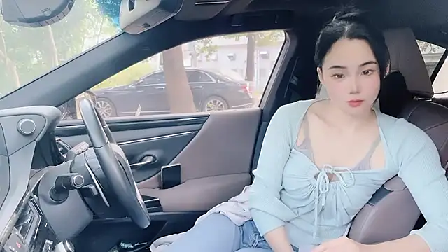 orla2021 online show from December 7, 2024, 12:41 am