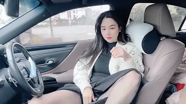 orla2021 online show from October 21, 2025, 2:01 am