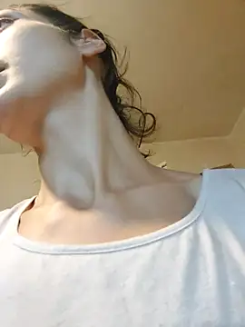 JoLeNe27 online show from October 10, 2025, 6:12 am