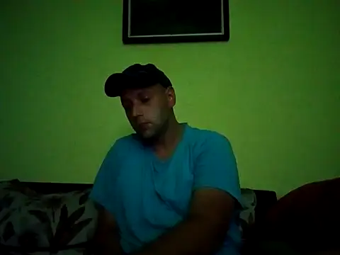 Flakka95 online show from September 28, 2025, 11:54 pm