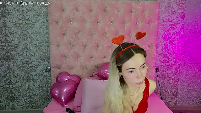 Akilla Queen online show from February 13, 2026, 1:56 am