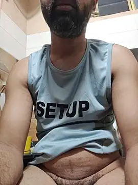 Rohit19997776 online show from April 21, 2026, 10:56 pm