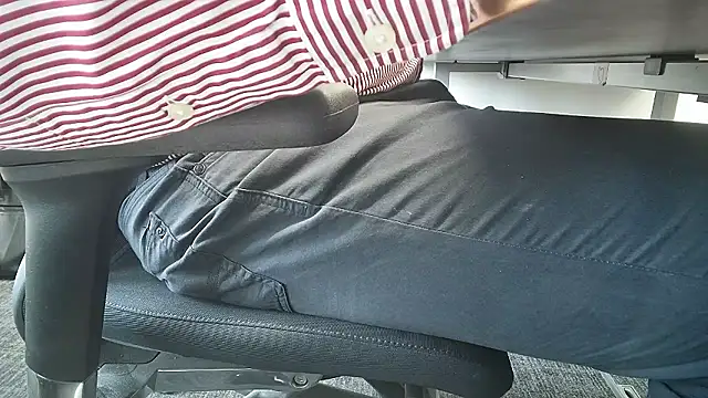 69bezfleku online show from February 9, 2026, 12:09 pm