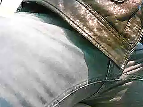 Snapshot of papiculo86 chatting on December 2, 2024, 11:45 am papiculo86 online show from December 2, 2024, 11:45 am