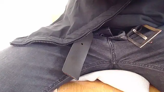 Snapshot of papiculo86 chatting on February 21, 2025, 9:45 am papiculo86 online show from February 21, 2025, 9:45 am