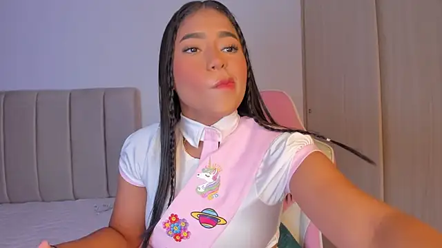 isa bunny online show from November 1, 2025, 3:08 am