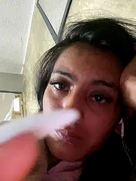 skinny Yizz online show from December 4, 2024, 7:12 pm