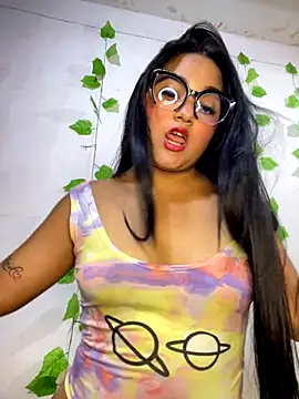 Snapshot of shayna_all chatting on January 7, 2026, 7:05 pm shayna all online show from January 7, 2026, 7:05 pm