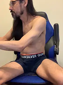 Youreherewithme online show from February 6, 2025, 10:04 am