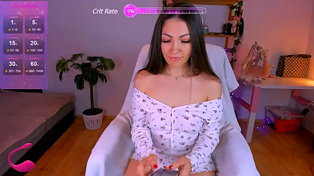 Snapshot of Teylor_Fly chatting on February 20, 2025, 7:34 am Teylor Fly online show from February 20, 2025, 7:34 am