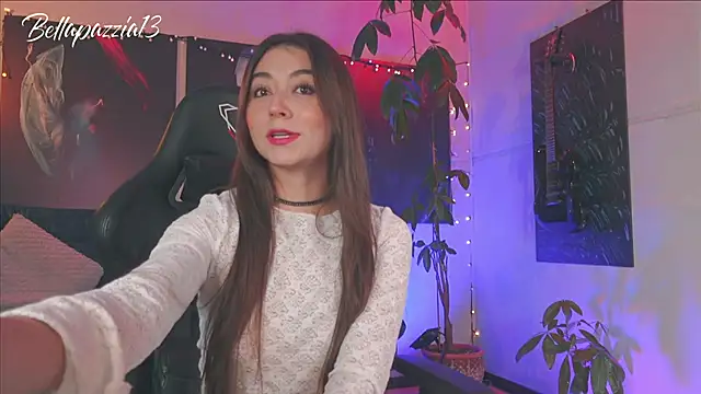 Bellapazzia online show from March 13, 2025, 4:45 pm